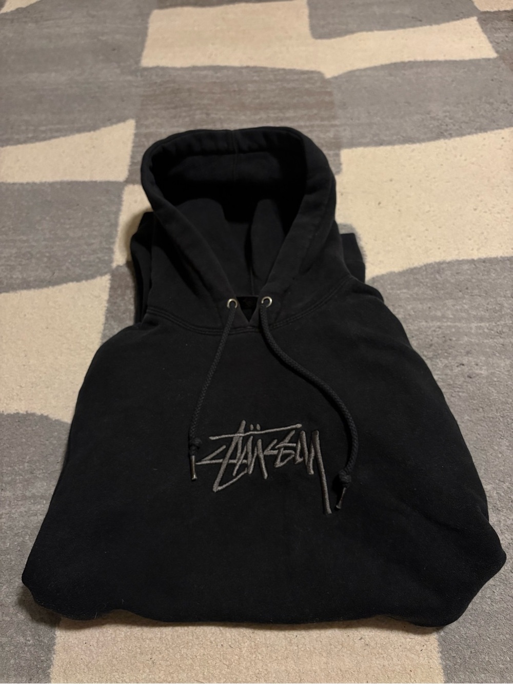 BLACK STUSSY HOODIE